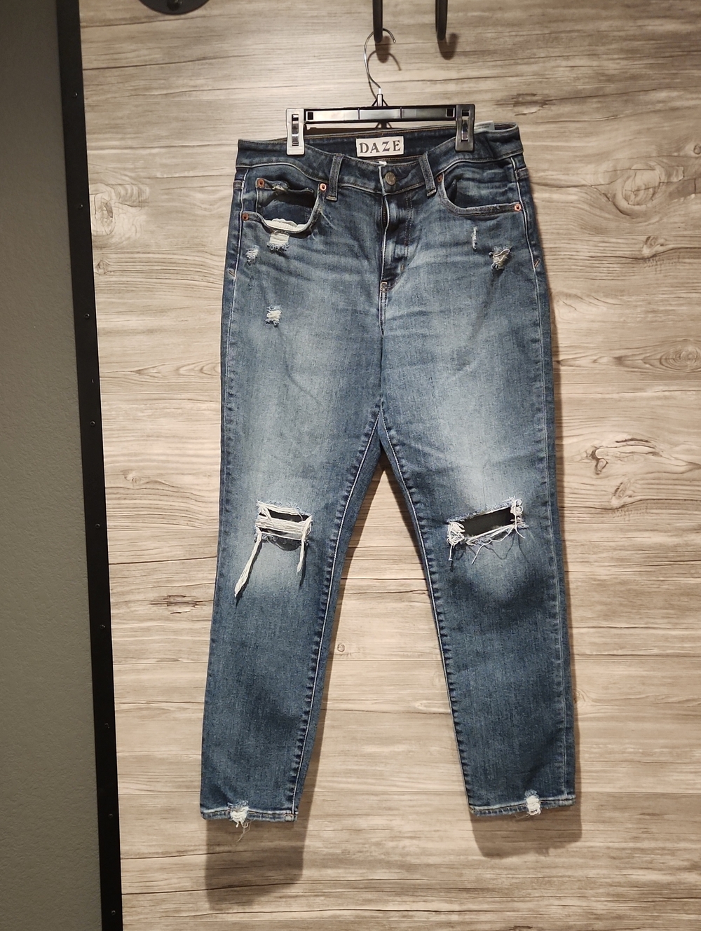 Daze Women’s Distressed Blue Jeans
